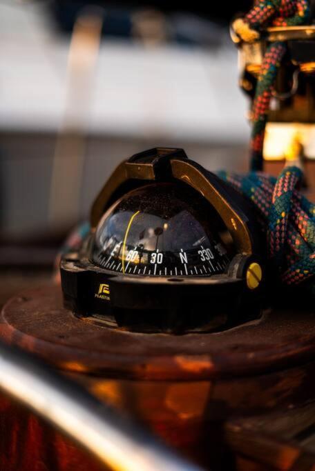 The Captains Locker - 30ft Yacht Botel San Miguel de Abona