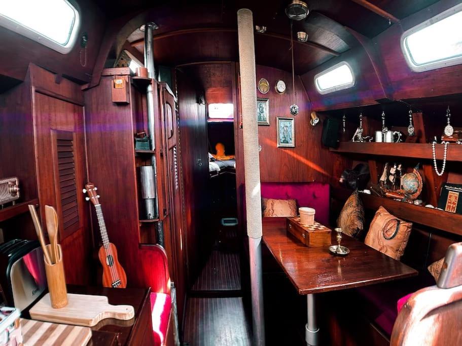 The Captains Locker - 30ft Yacht Botel San Miguel de Abona