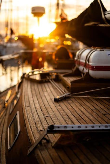 The Captains Locker - 30ft Yacht